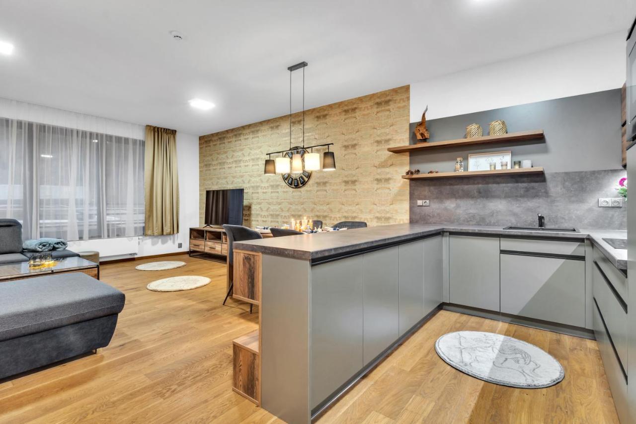 Apartment Adelka 102 ชปินด์เลอรูฟ มลิน ภายนอก รูปภาพ