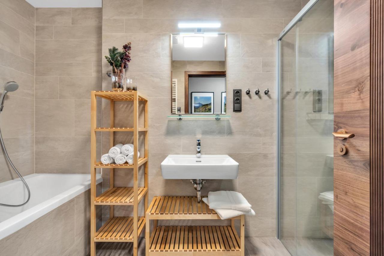 Apartment Adelka 102 ชปินด์เลอรูฟ มลิน ภายนอก รูปภาพ
